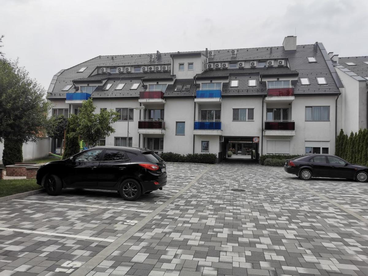 Szabo Apartman Sárvár المظهر الخارجي الصورة